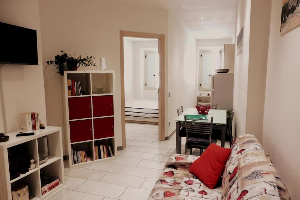 Is Fradis Apartment *
